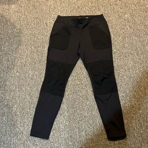 Black like new fitted pants